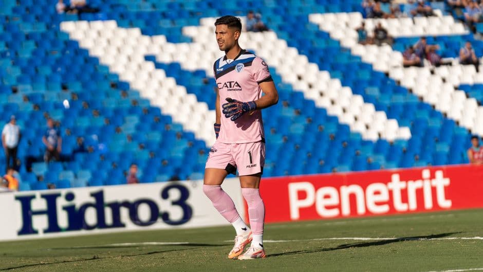 ¿Por qué se cayó el fichaje de Erik Lira con Mónaco? El vínculo con Balogun