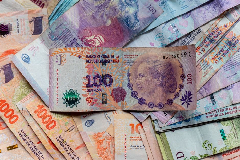 Economía argentina cae 0,6% en el 2.º trimestre 2026: sectores afectados