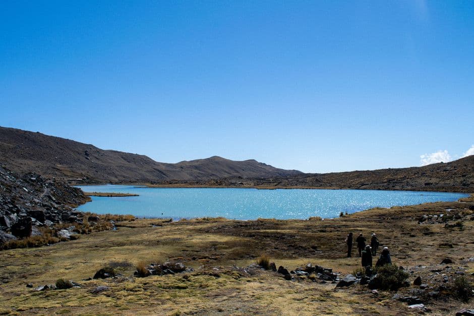 Canal de Panamá reduce barcos para ahorrar agua ante El Niño
